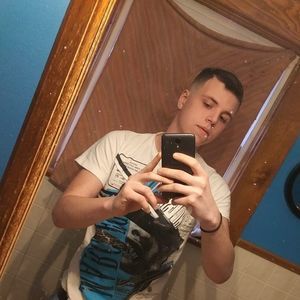 Meet your Posher, Quinton